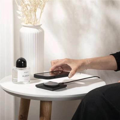 Native Union Drop Magnetic Wireless charger, black