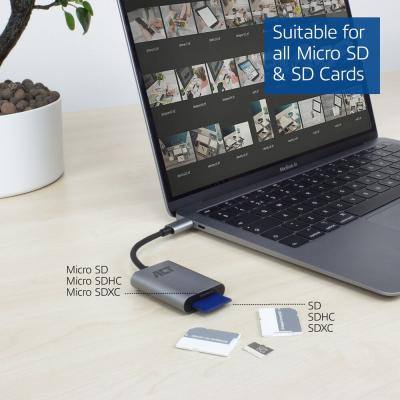 ACT AC7054 USB-C Card Reader for SD/Micro SD Silver