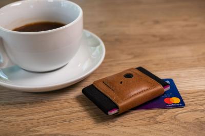 FIXED Bőr pénztárca Smile Tiny Wallet with smart tracker Smile PRO Brown