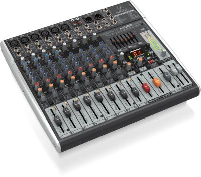 Behringer X1222USB Keverőpult Black