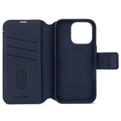 Decoded Leather Detachable Wallet iPhone 16 Pro Navy Blue